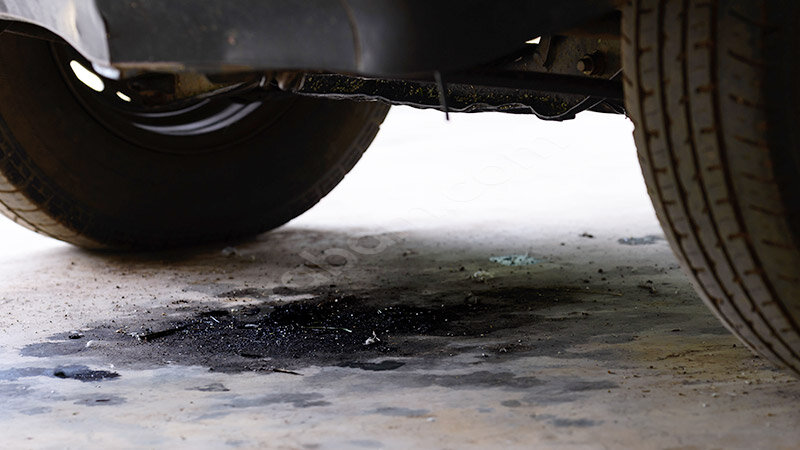 What Causes Engine Oil Leakage